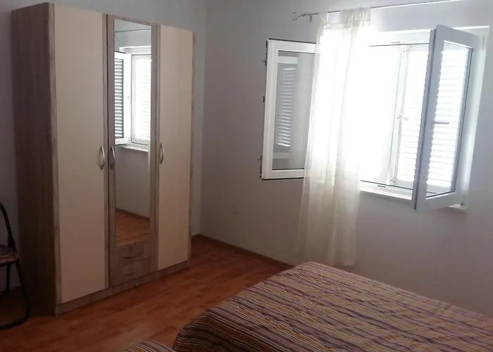 11518c Appartamento *